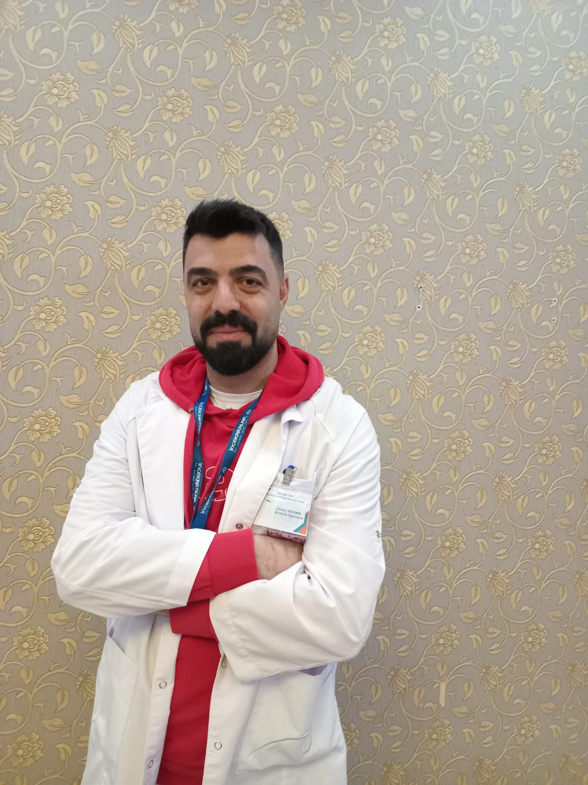 YASİN KILIÇASLAN - BEDEN EĞİTİMİ VE SPOR ÖĞRETMENİ 